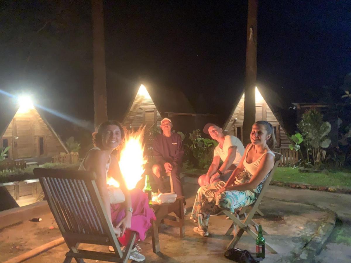 Triangle House And Private Hot Spring Kintamani (Bali)