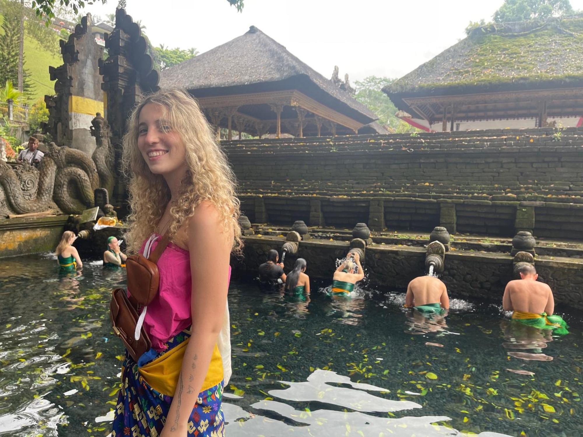 Homestay Triangle House And Private Hot Spring *