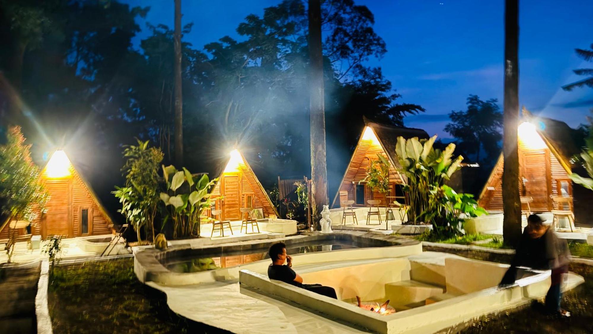 Triangle House And Private Hot Spring