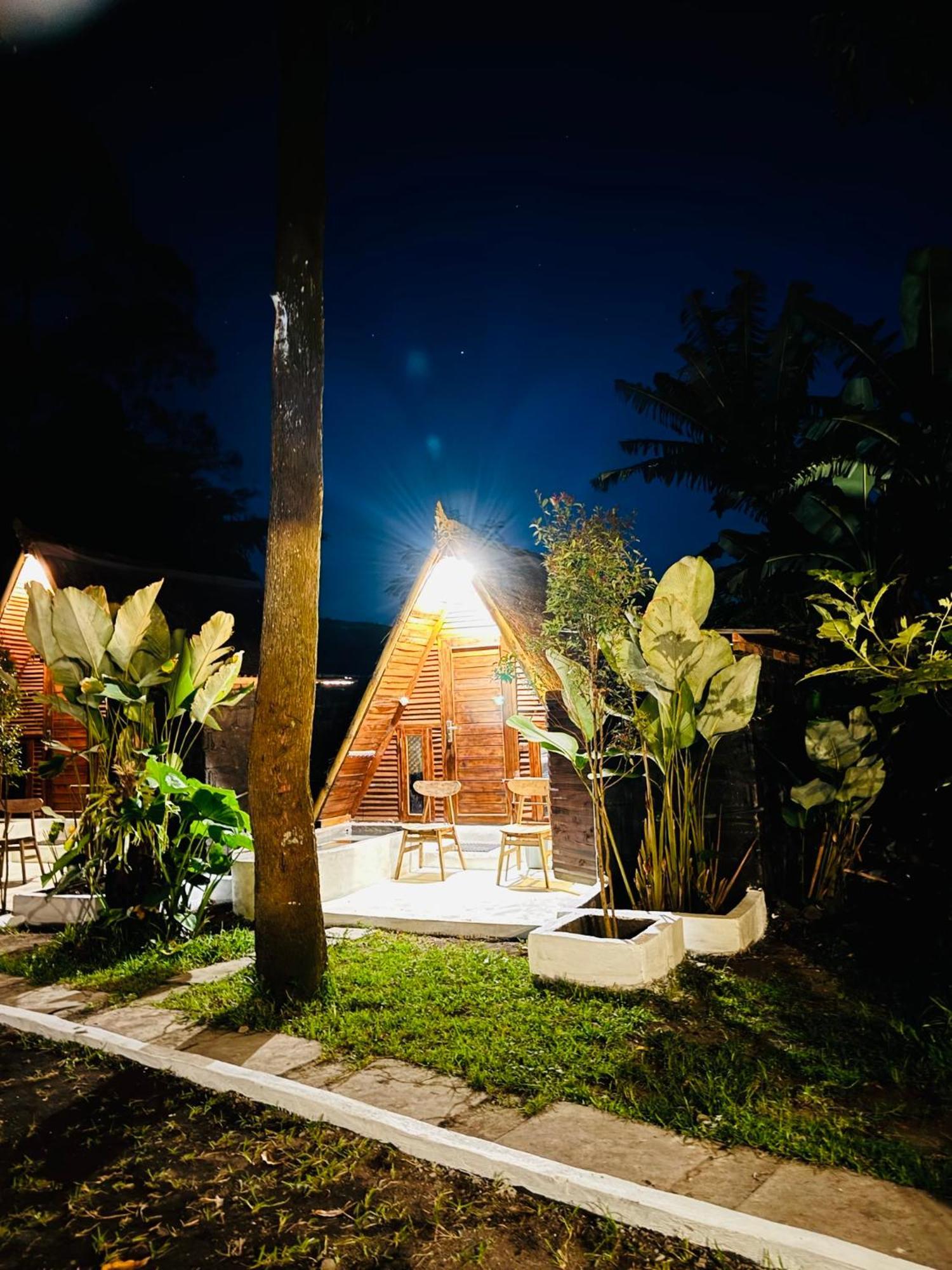 Homestay Triangle House And Private Hot Spring