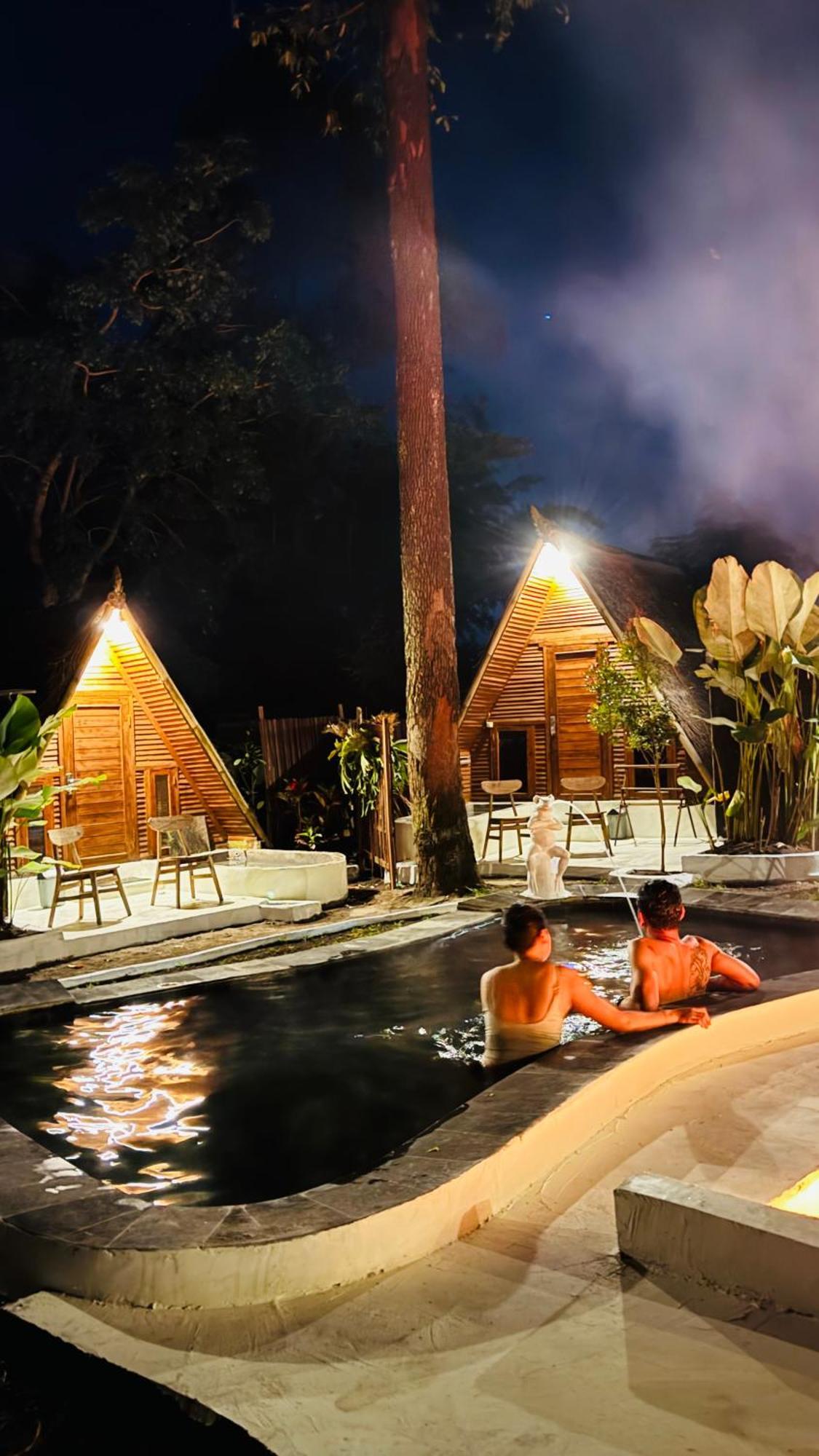 Triangle House And Private Hot Spring Homestay *