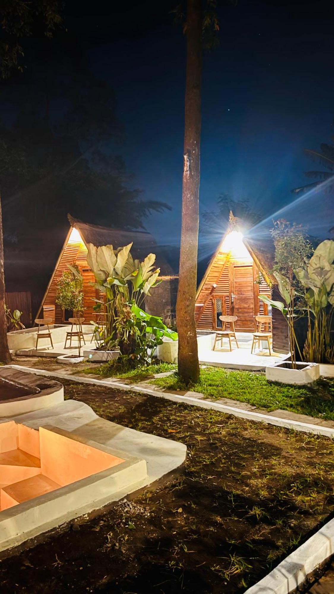 Triangle House And Private Hot Spring Kintamani (Bali)