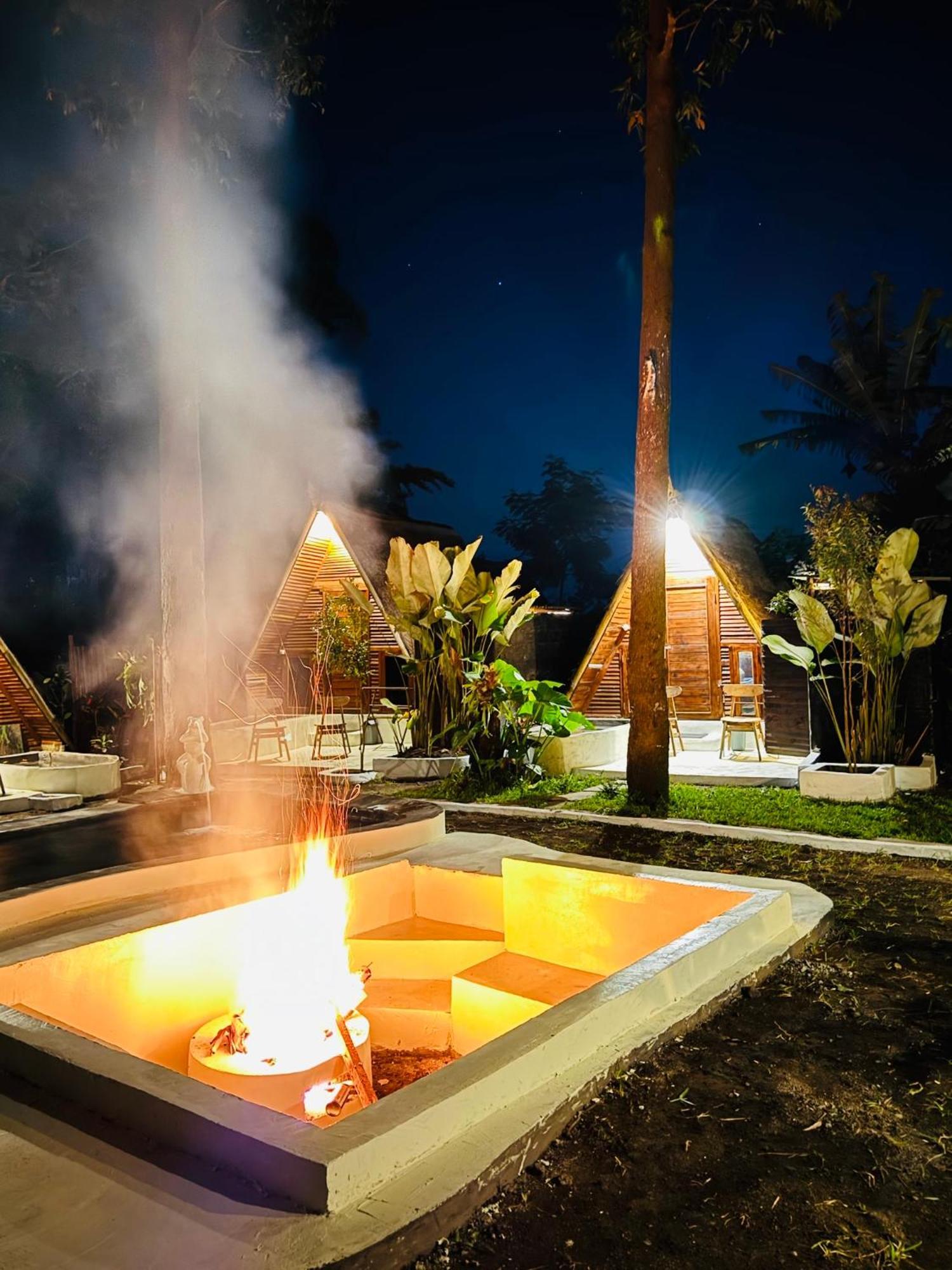 Homestay Triangle House And Private Hot Spring Kintamani (Bali)